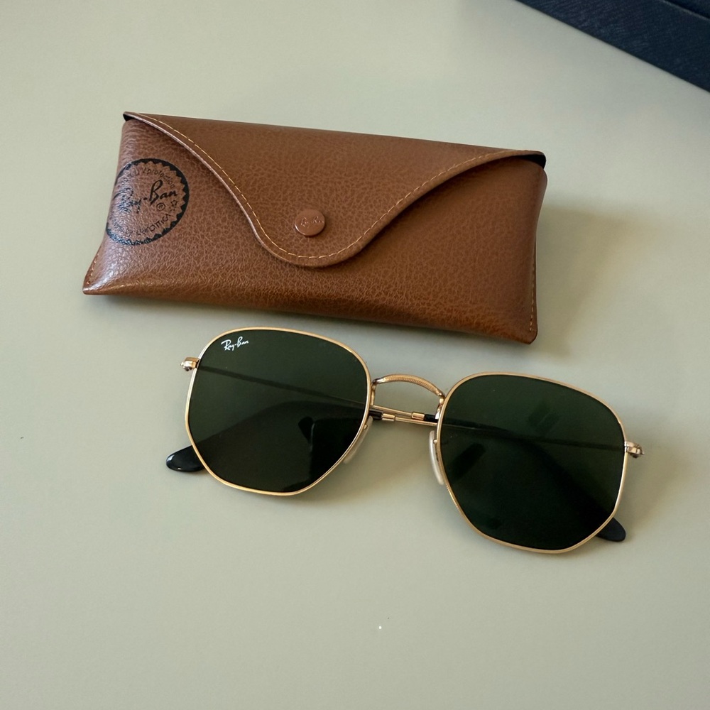 Ray-Ban Gold Frame Sunglasses with Dark Lenses